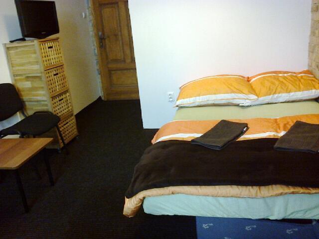 Film Hostel Познань Номер фото