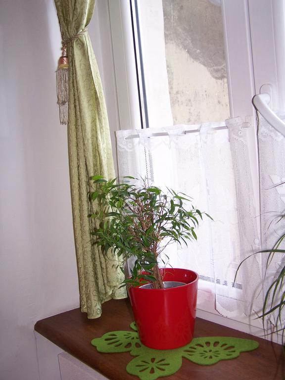 Film Hostel Познань Экстерьер фото