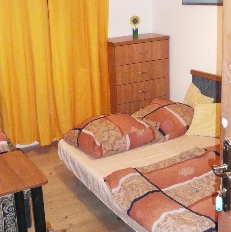 Film Hostel Познань Номер фото